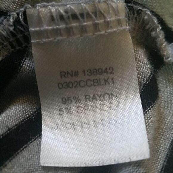 Charming Charlie Gray & Black Striped Top (M) - Picture 4 of 4